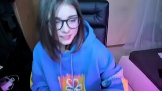 Pendejita duke luajtur me dildo