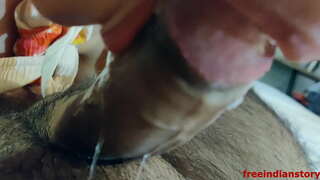 ���n độ, bạn gái mẹ cô trong một phòng khách sạn với rõ ràng tiếng